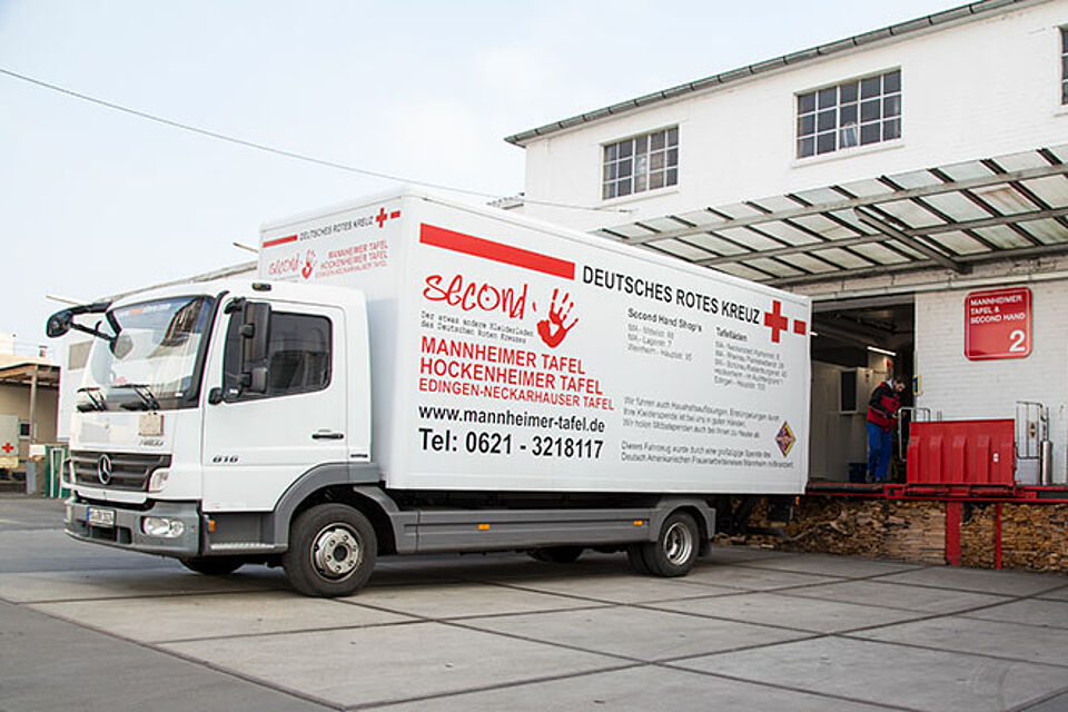 Tafel und Second Hand Logistikzentrum in der Lagerstraße 7 in Mannheim